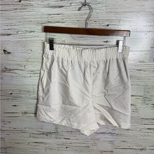 Kit and Ace Cream Athletic Shorts size medium